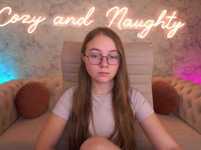 ArrinaWairr live cam on BongaCams