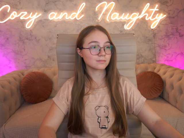 ArrinaWairr live cam on BongaCams