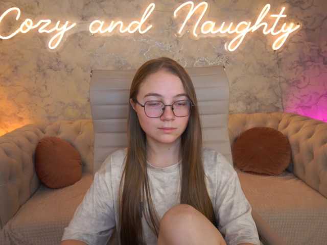ArrinaWairr live cam on BongaCams