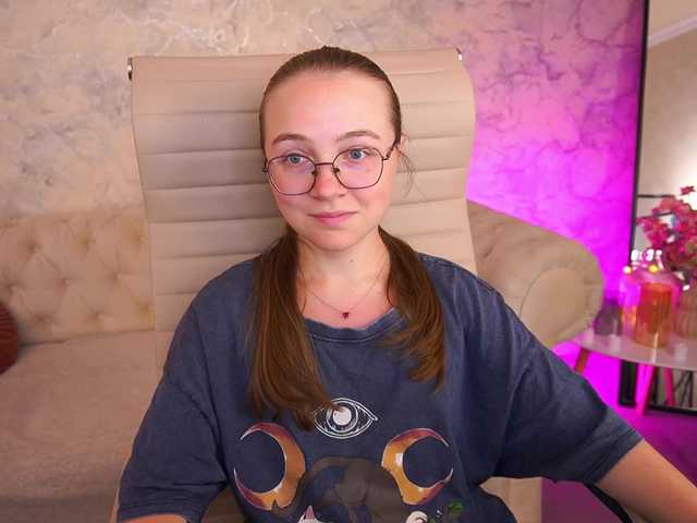 ArrinaWairr live cam on BongaCams