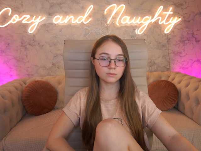 ArrinaWairr live cam on BongaCams