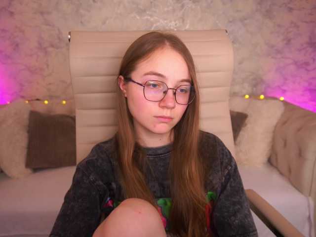 ArrinaWairr live cam on BongaCams