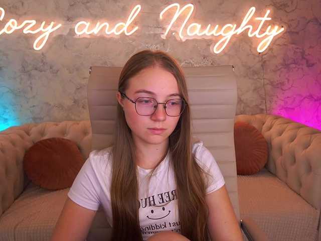 ArrinaWairr live cam on BongaCams
