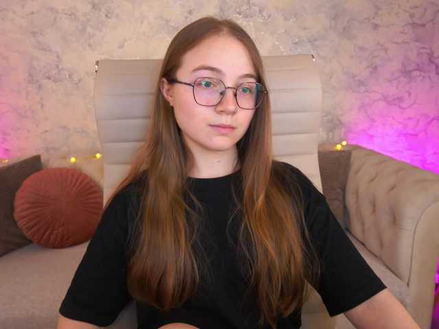 ArrinaWairr live cam on BongaCams