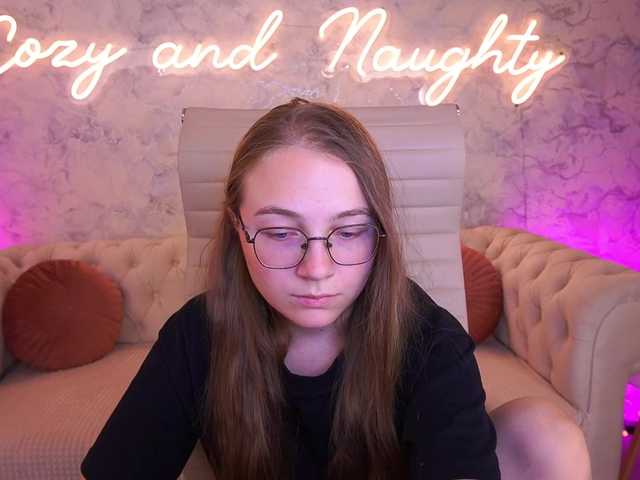 ArrinaWairr live cam on BongaCams
