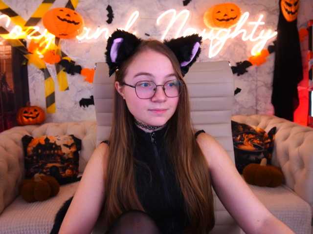 ArrinaWairr live cam on BongaCams