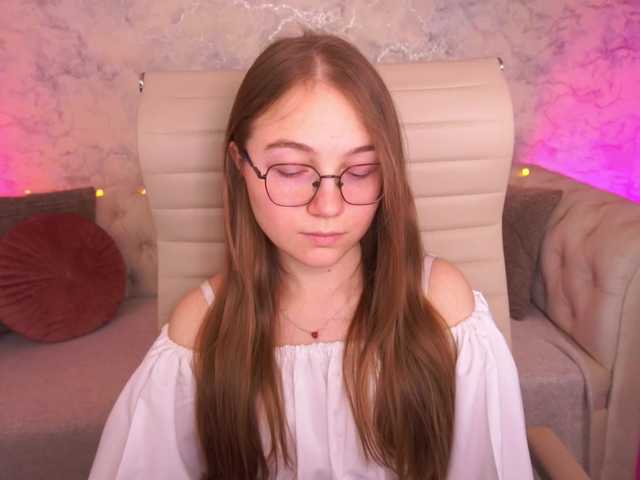 ArrinaWairr live cam on BongaCams