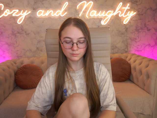 ArrinaWairr live cam on BongaCams