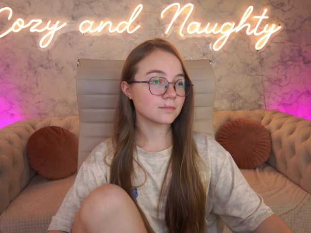 ArrinaWairr live cam on BongaCams