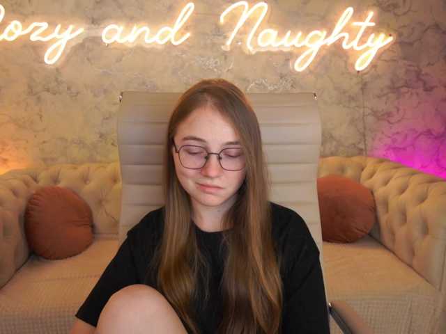 ArrinaWairr live cam on BongaCams