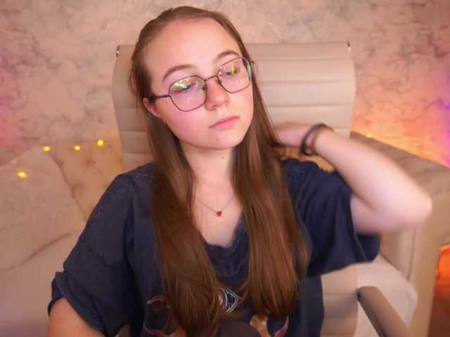 ArrinaWairr live cam on BongaCams
