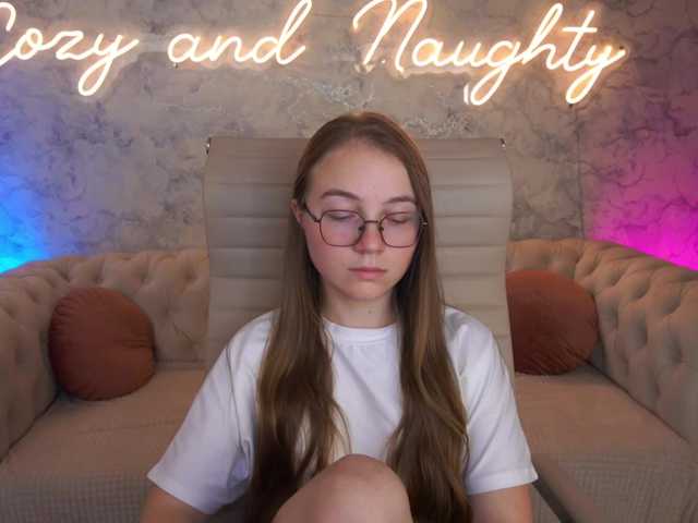 ArrinaWairr live cam on BongaCams
