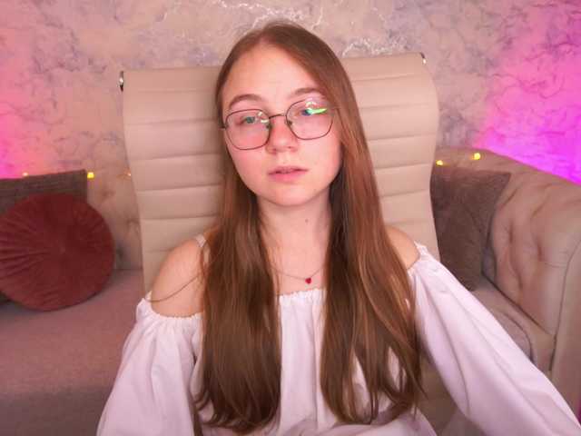 ArrinaWairr live cam on BongaCams