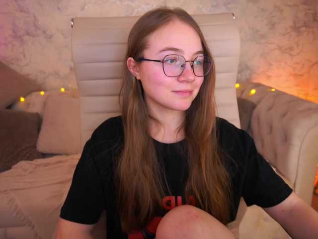 ArrinaWairr live cam on BongaCams