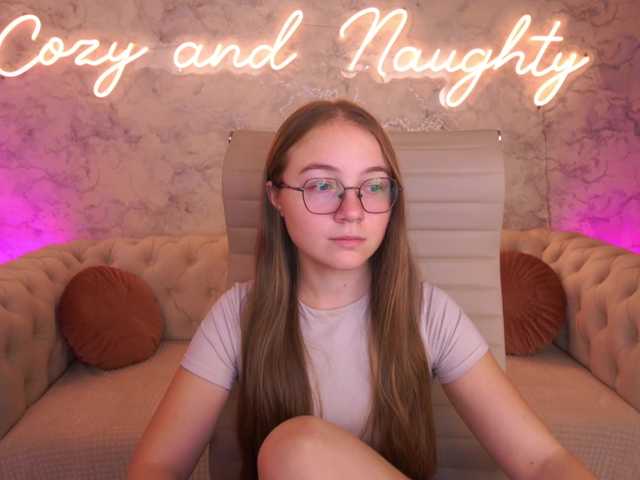 ArrinaWairr live cam on BongaCams