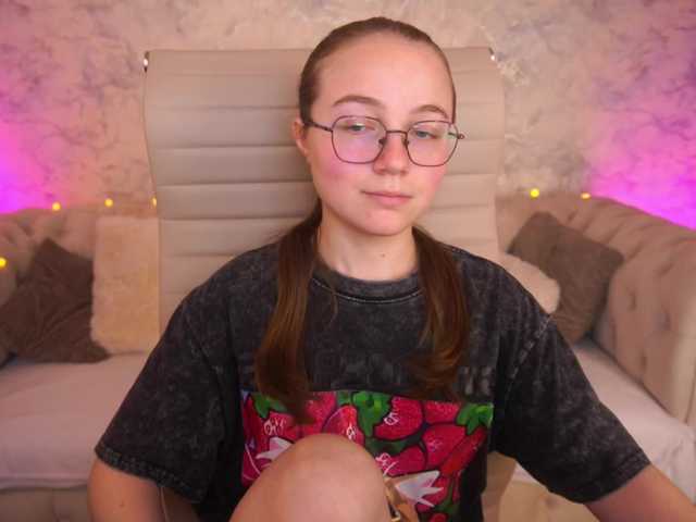 ArrinaWairr live cam on BongaCams