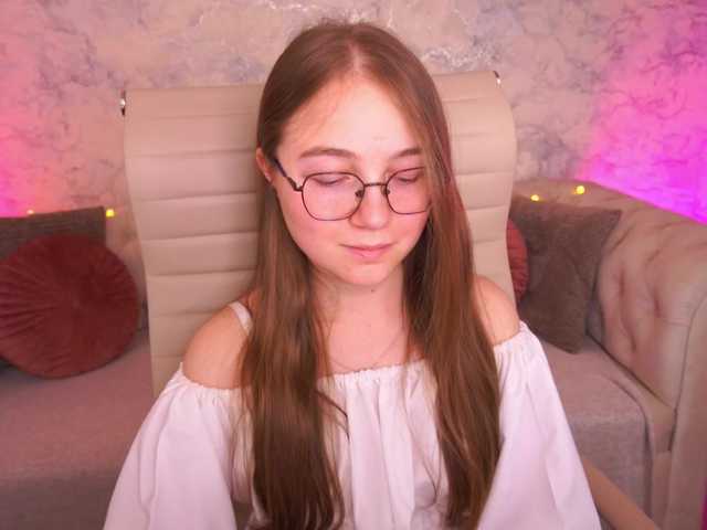 ArrinaWairr live cam on BongaCams