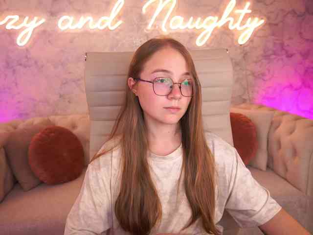 ArrinaWairr - Girl 