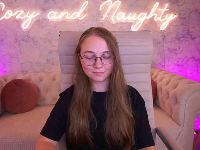 ArrinaWairr - Girl 