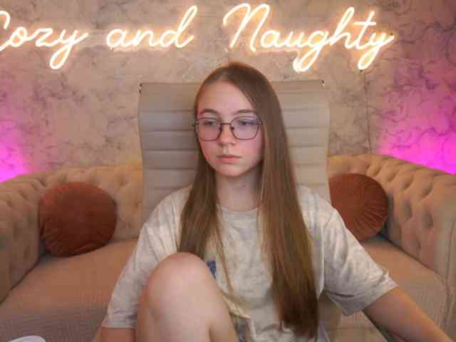 ArrinaWairr - Girl 