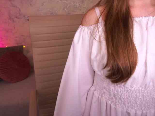 ArrinaWairr webcam