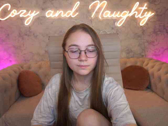 ArrinaWairr's webcam live show