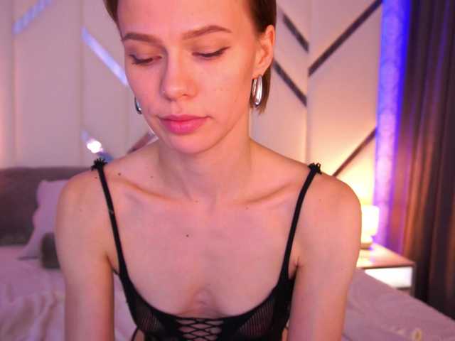 ShyySiren live webcam show