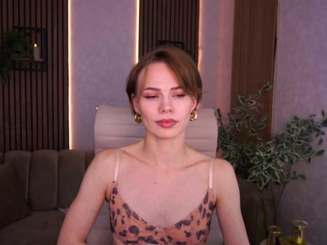 ShyySiren live cam on BongaCams