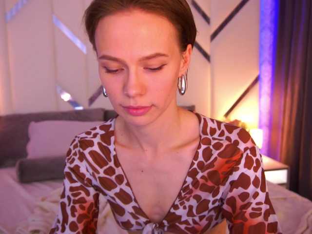 ShyySiren live webcam show