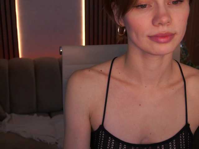 ShyySiren live cam on BongaCams