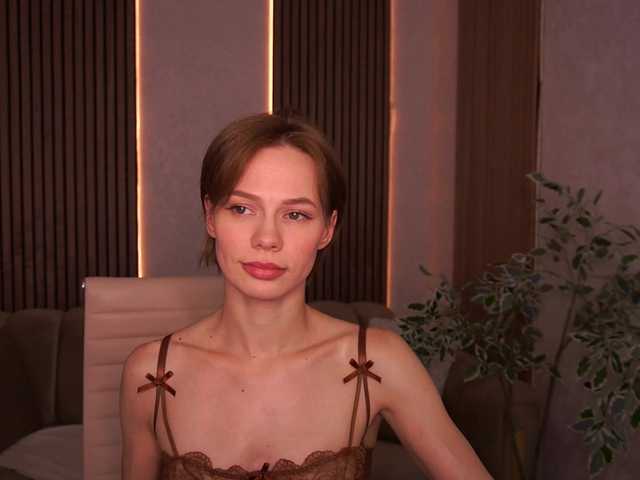 ShyySiren live webcam show