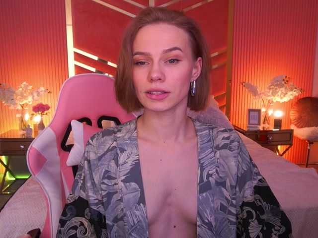 ShyySiren live cam on BongaCams