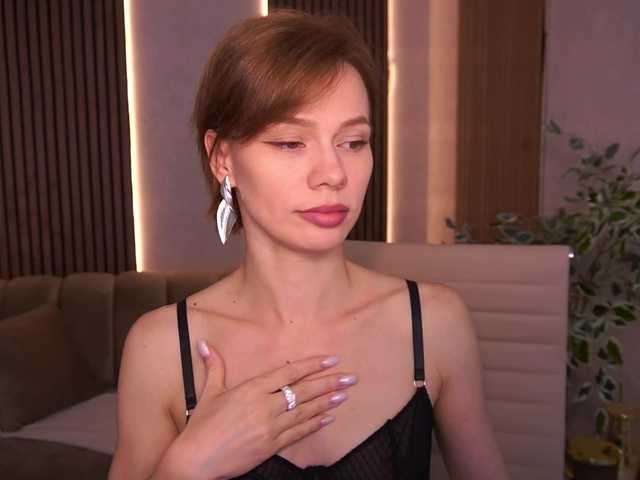 ShyySiren live cam on BongaCams