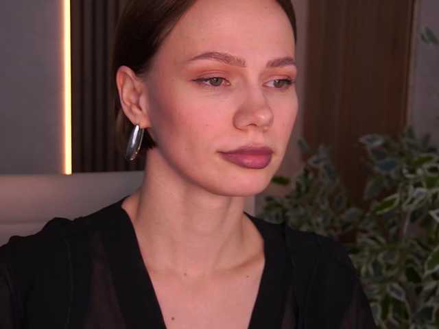 ShyySiren live cam on BongaCams