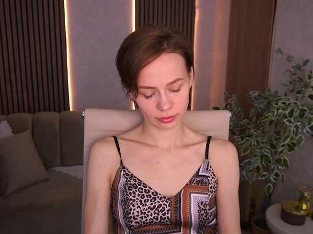 ShyySiren live cam on BongaCams