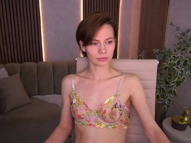 ShyySiren live cam on BongaCams