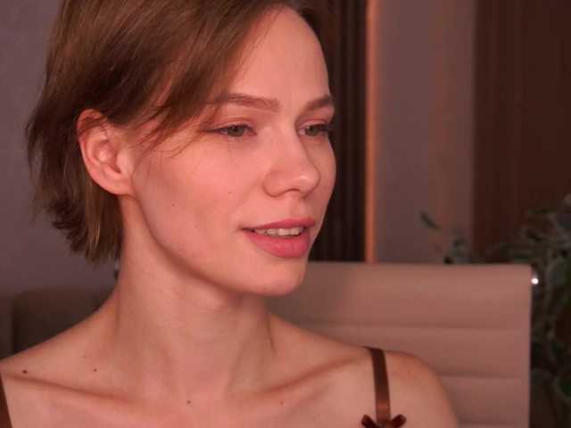 ShyySiren live cam on BongaCams