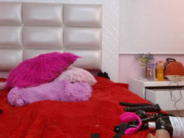 Nezzukoo live cam on BongaCams