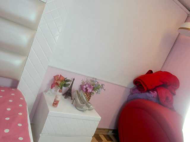 Nezzukoo live cam on BongaCams