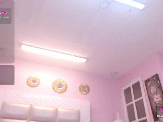 Nezzukoo live cam on BongaCams