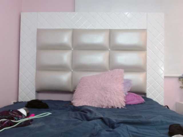 Nezzukoo live cam on BongaCams