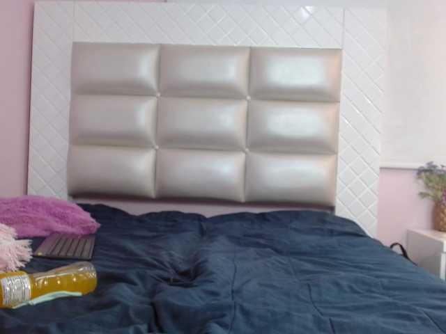 Nezzukoo live cam on BongaCams