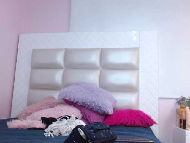 Nezzukoo live cam on BongaCams