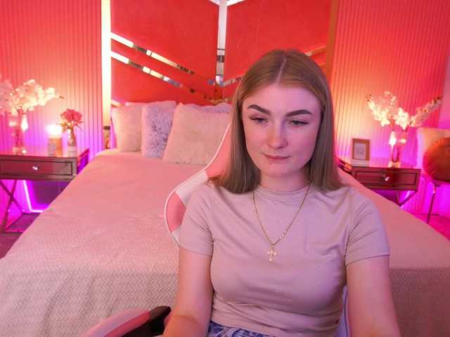 LollyRosee Nude Live Sex Shows