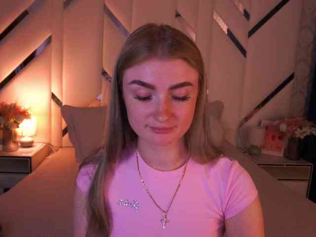 LollyRosee webcam