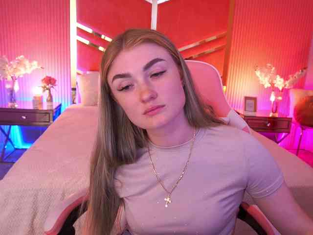 LollyRosee webcam