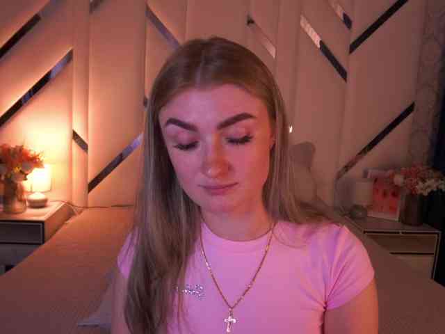 LollyRosee webcam