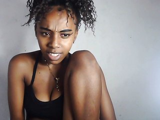 Elinah1's Live Webcam