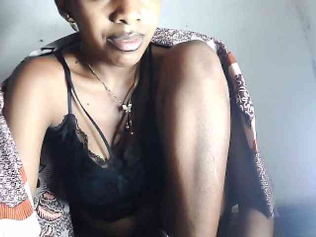 Elinah1 webcam