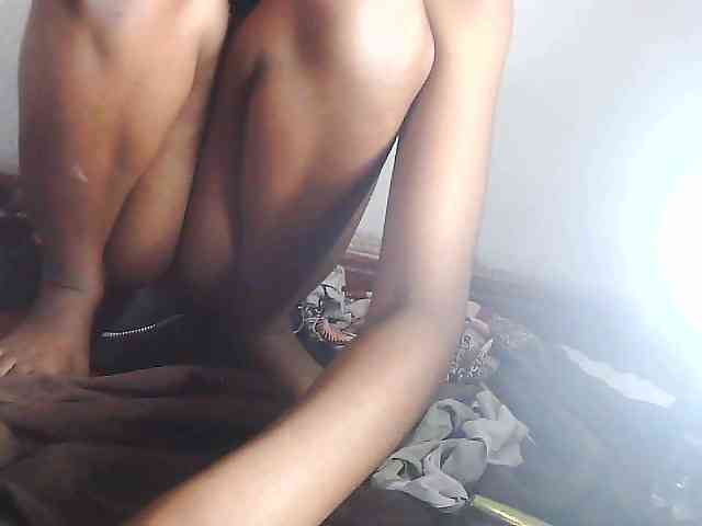 Elinah1 webcam
